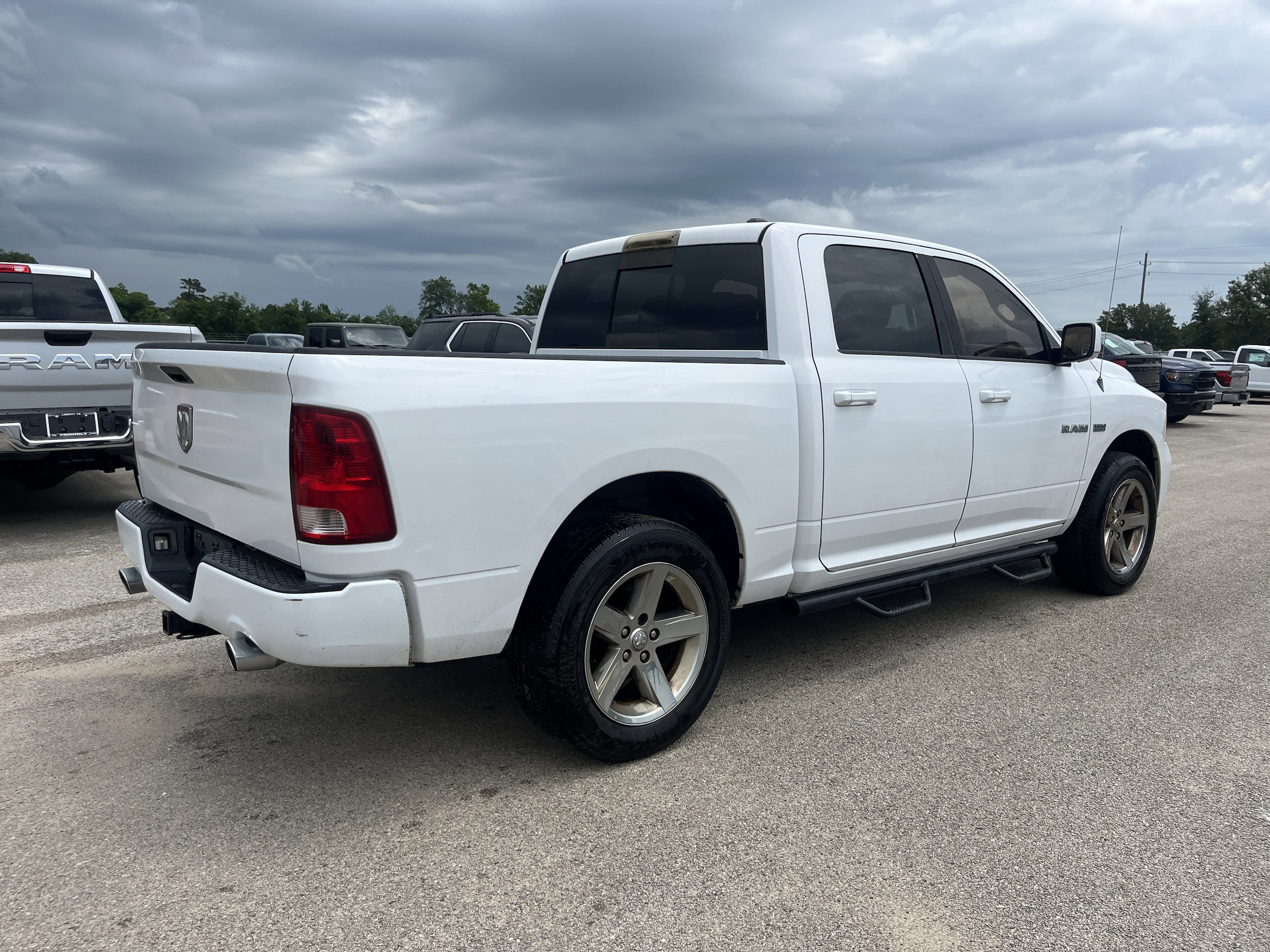 ram ram 1500 pickup 2010 1D7RB1CT8AS176450 image ram ram 1500 pickup 2010 1D7RB1CT8AS176450 image
